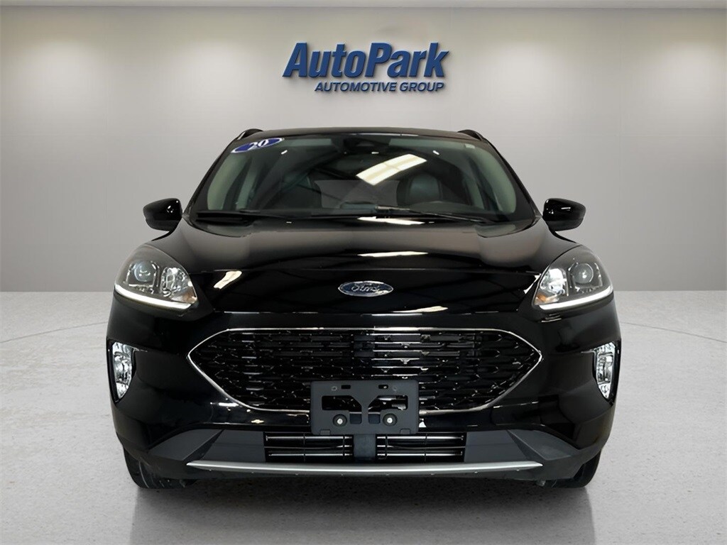 2020 Ford Escape SEL photo 2