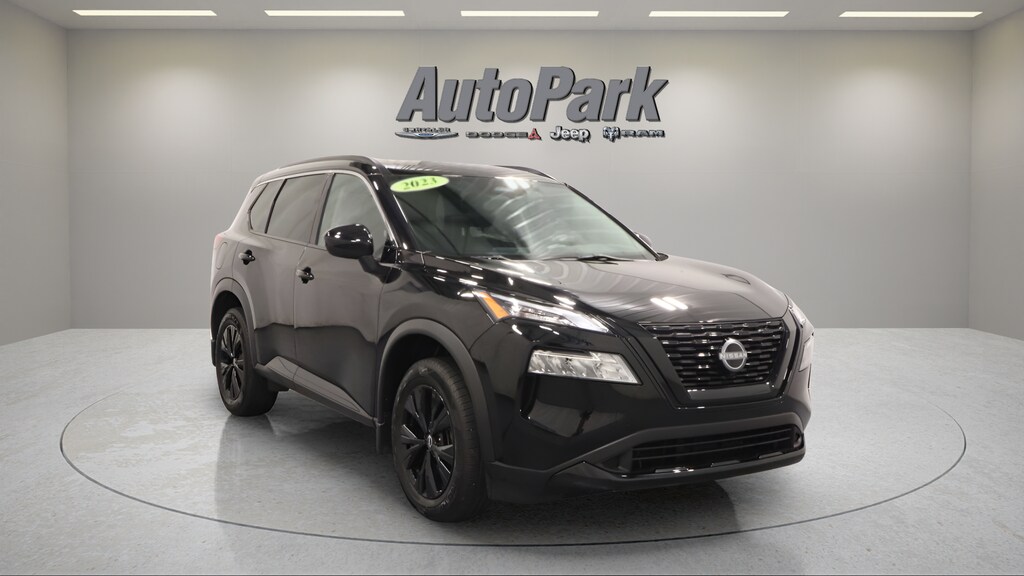 Used 2023 Nissan Rogue SV SUV