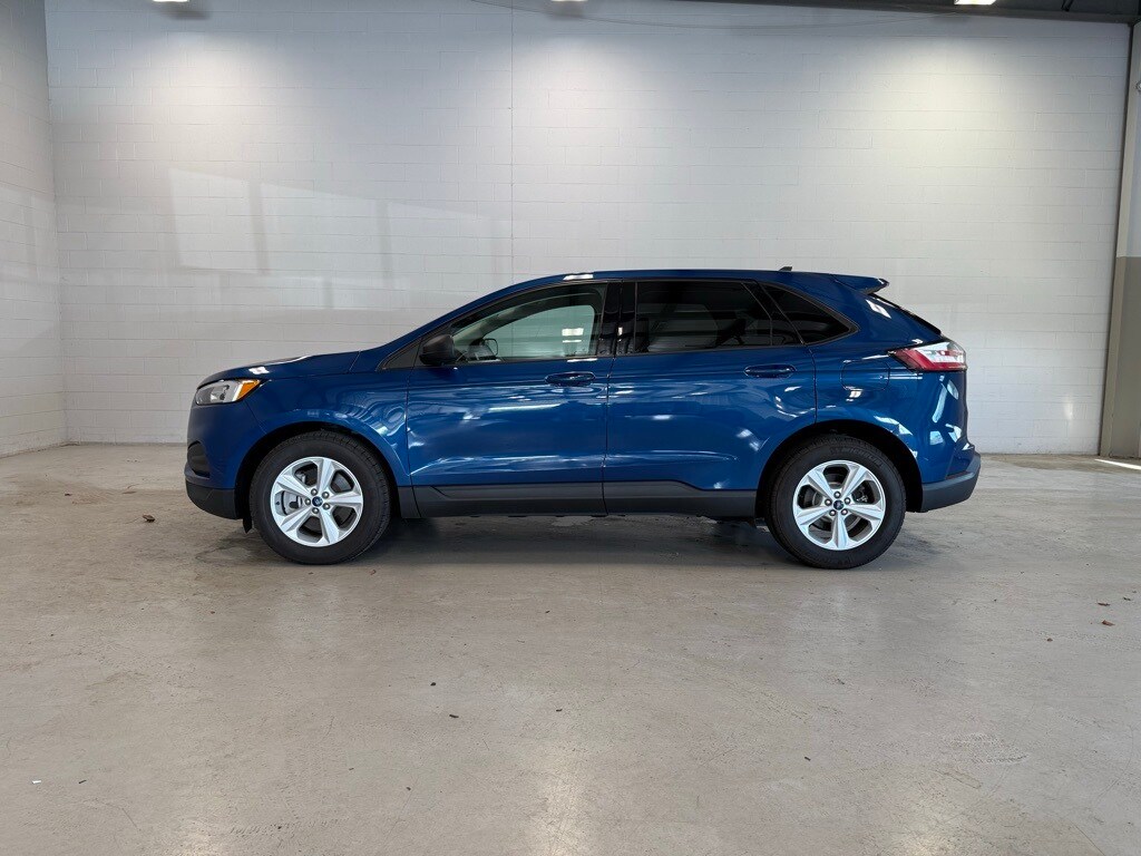 2021 Ford Edge SE photo 4