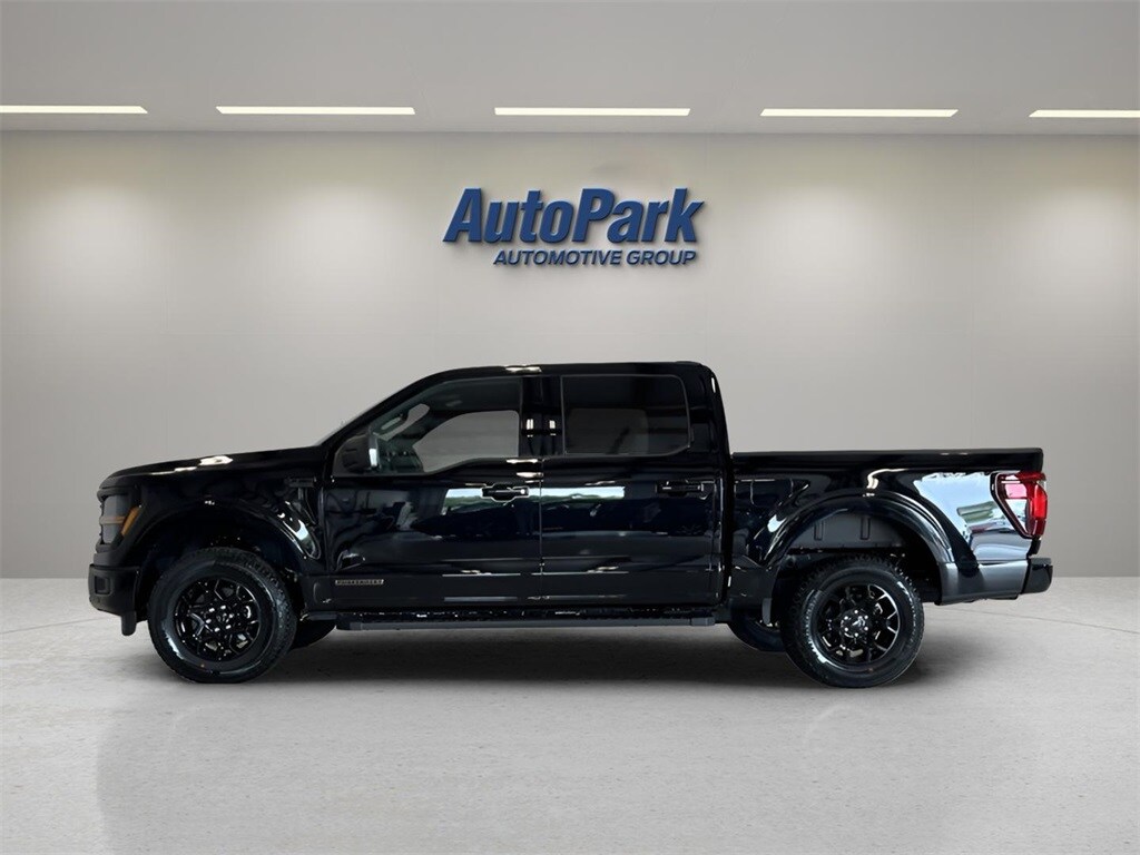 2025 Ford F-150 XLT photo 2