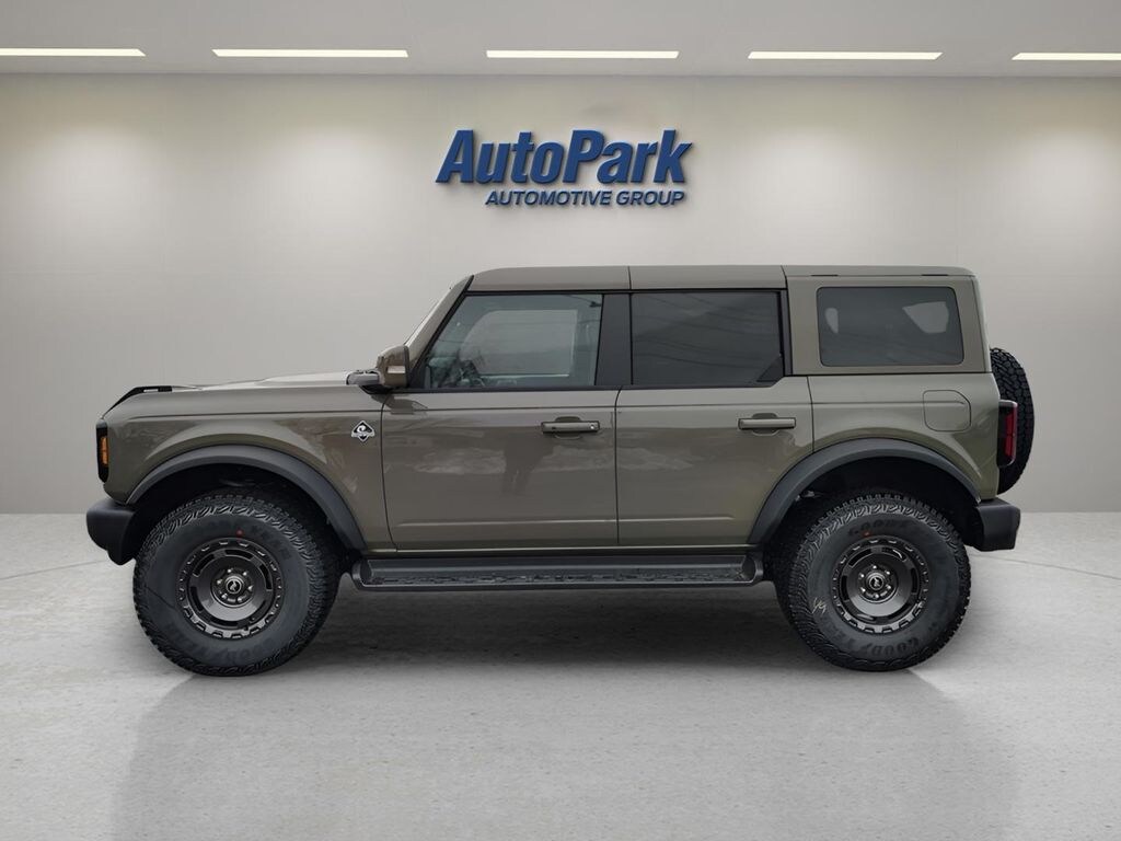 New 2025 Ford Bronco Outer Banks SUV