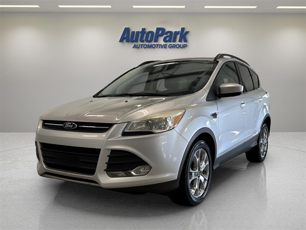 2014 Ford Escape SE photo 2