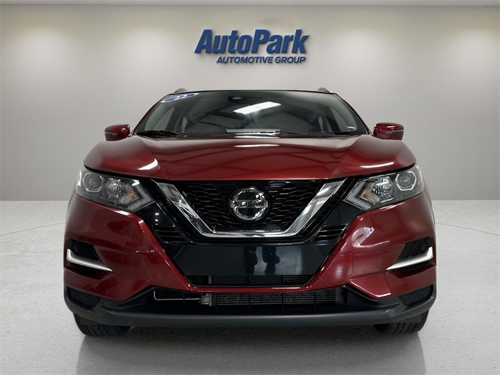 2022 Nissan Rogue Sport SL photo 2