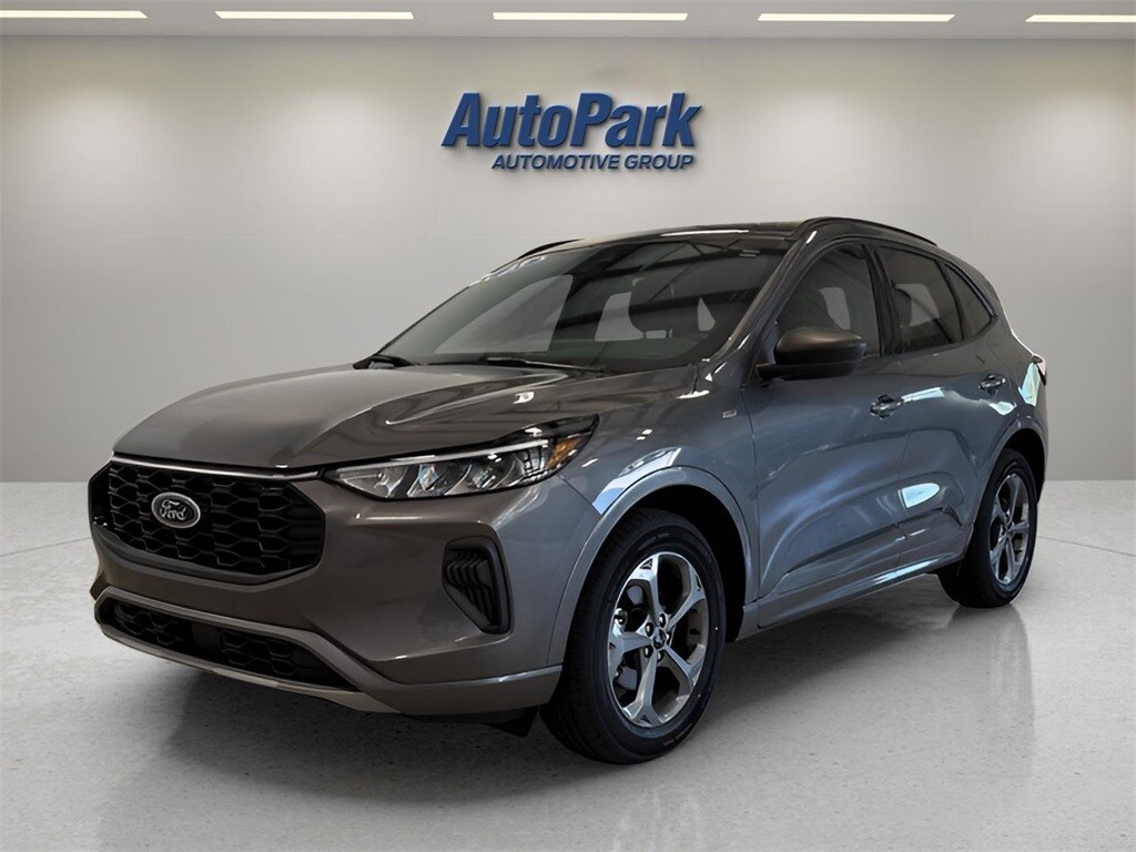 2023 Ford Escape ST-Line photo 3