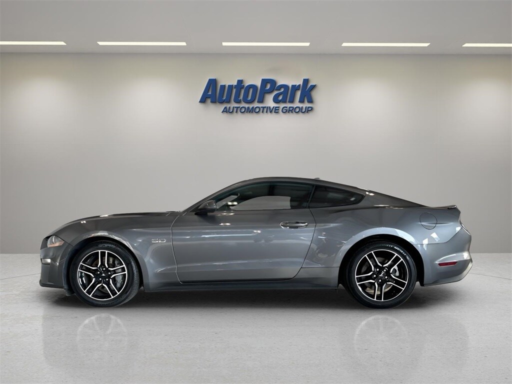 2022 Ford Mustang GT photo 4