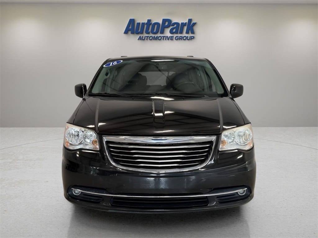 Used 2016 Chrysler Town & Country Touring Van LWB Passenger Van