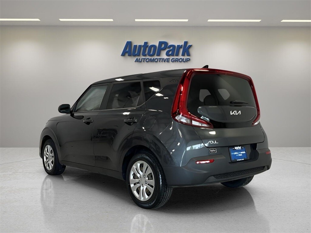 Used 2022 Kia Soul LX Hatchback