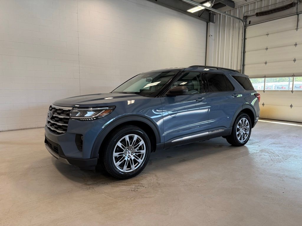Used 2025 Ford Explorer Active SUV