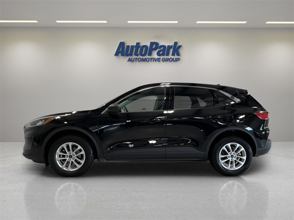 2022 Ford Escape SE photo 4