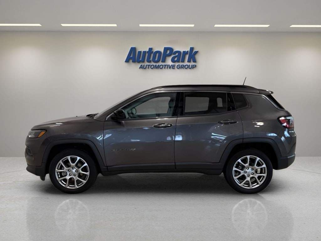 Certified 2022 Jeep Compass Latitude Lux SUV