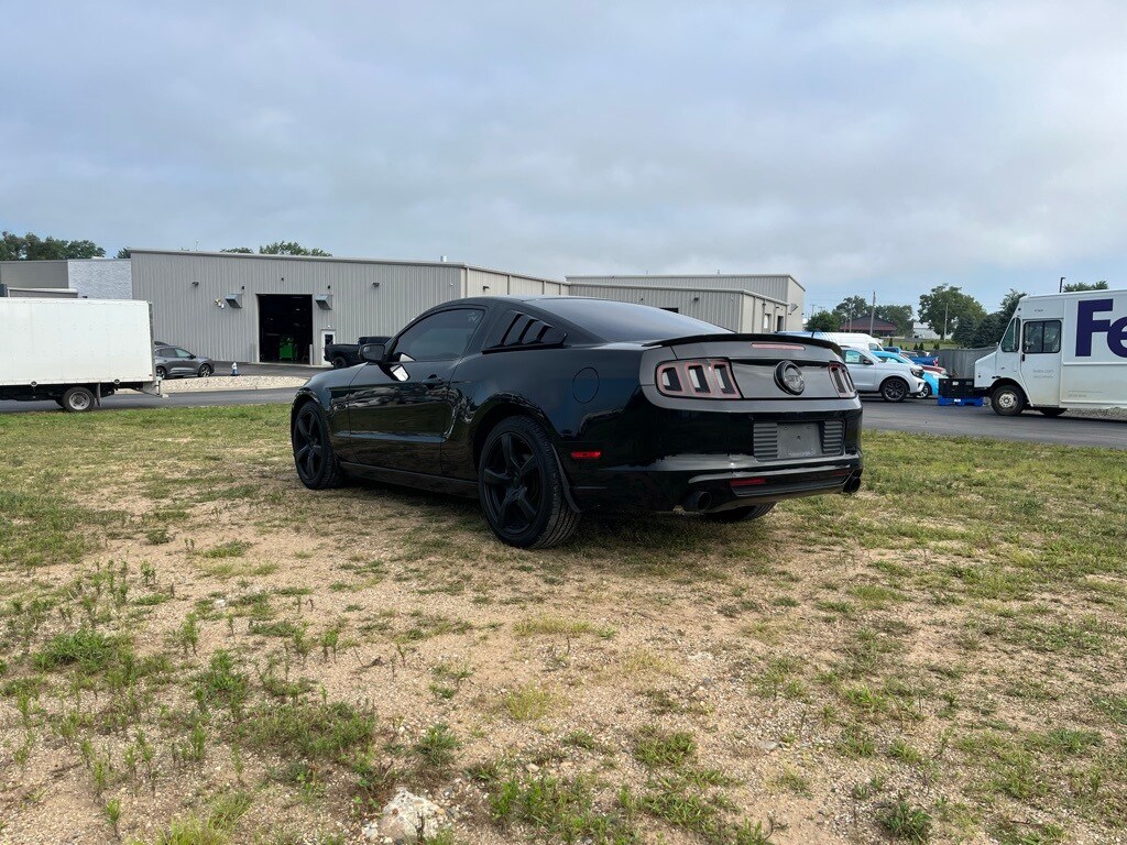 2014 Ford Mustang GT Premium photo 3