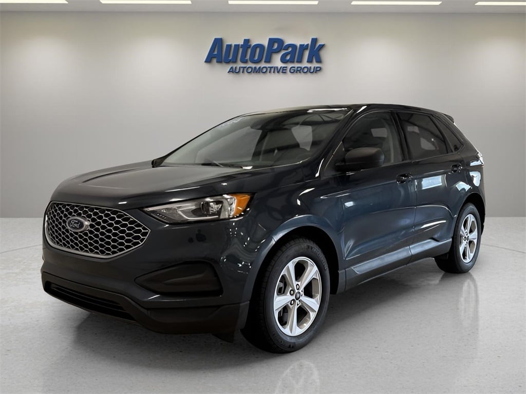 Used 2024 Ford Edge SE SUV