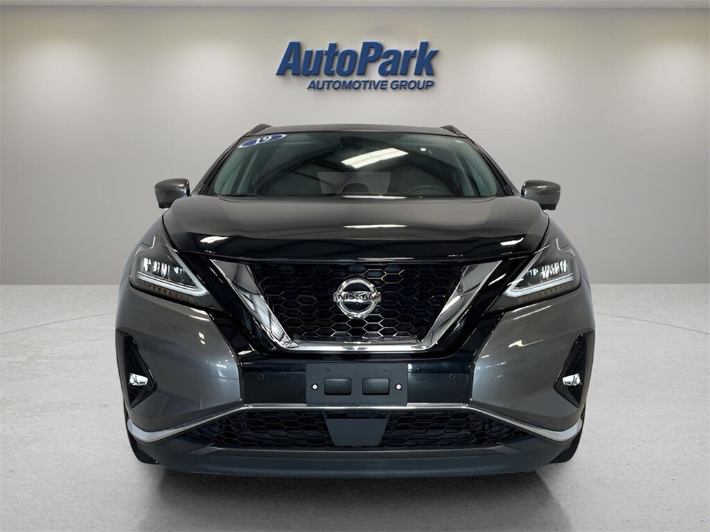 2019 Nissan Murano SV photo 2