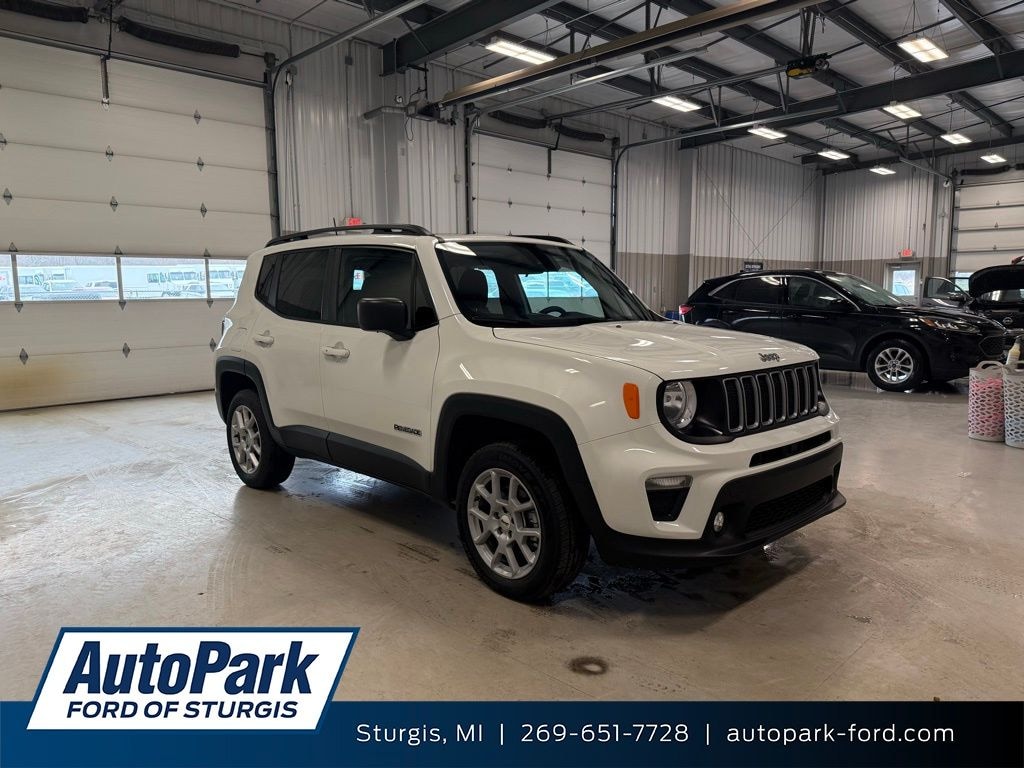 Used 2022 Jeep Renegade Latitude SUV