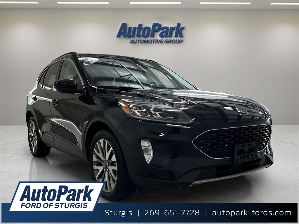 Used 2022 Ford Escape Titanium SUV