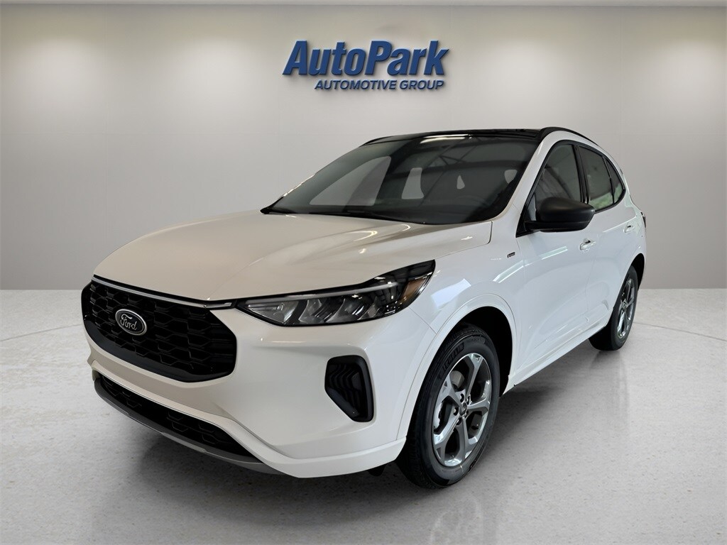 2024 Ford Escape ST-Line photo 2