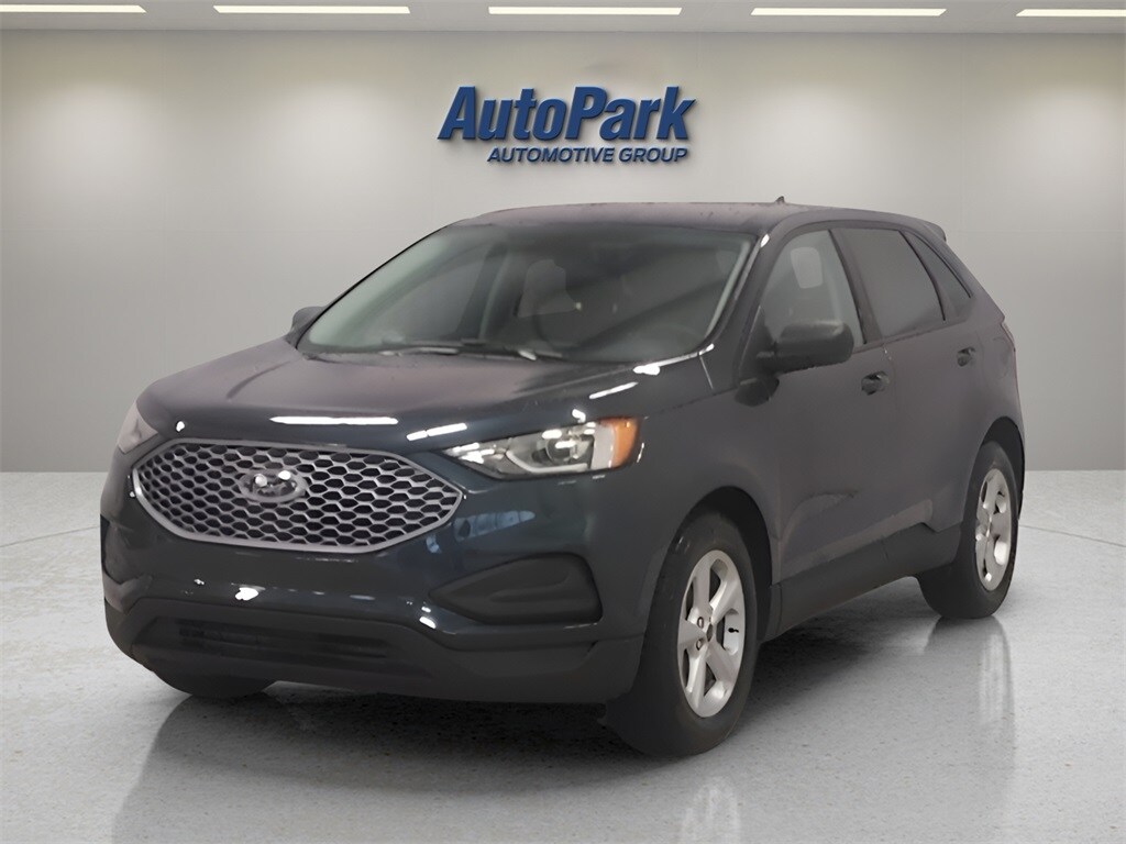 2024 Ford Edge SE photo 3
