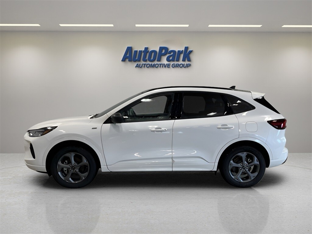 2024 Ford Escape ST-Line photo 3