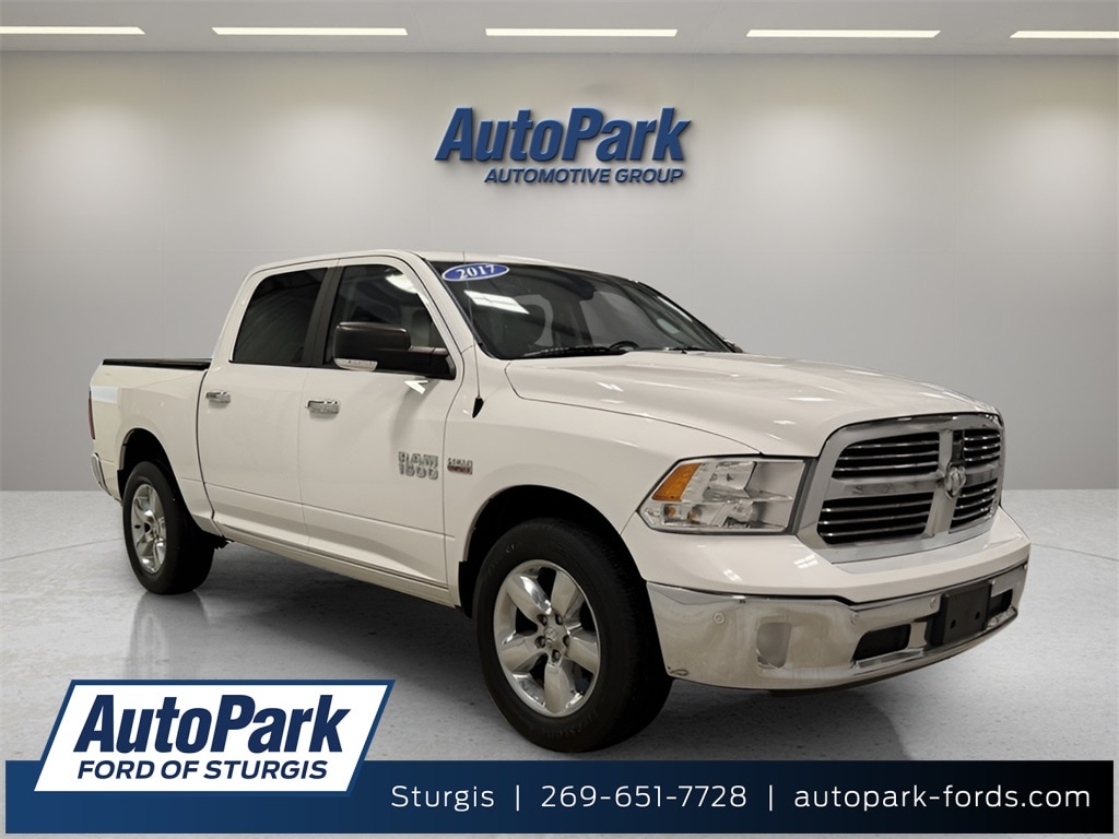 2017 Ram 1500 Truck Crew Cab 