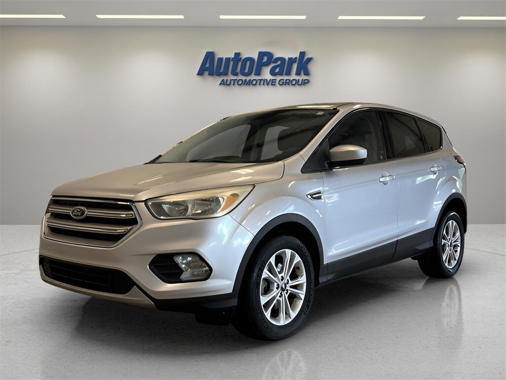 2017 Ford Escape SE photo 3