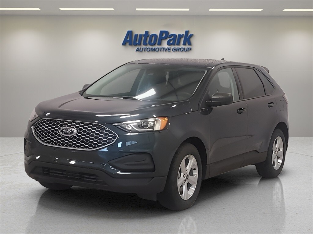Used 2024 Ford Edge SE SUV