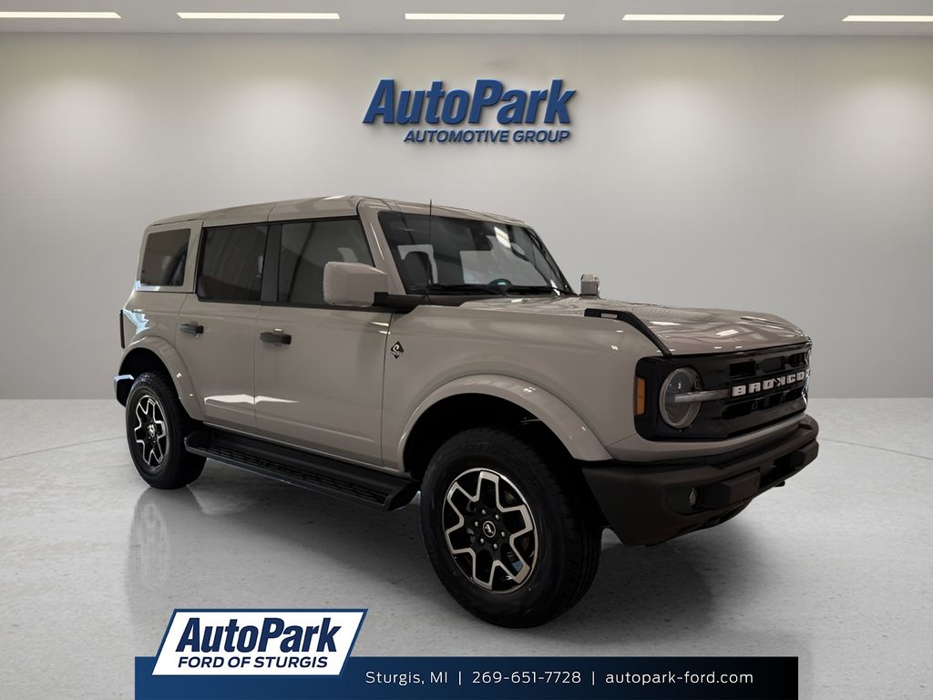 2026 Ford Bronco Outer Banks 4x4's photo