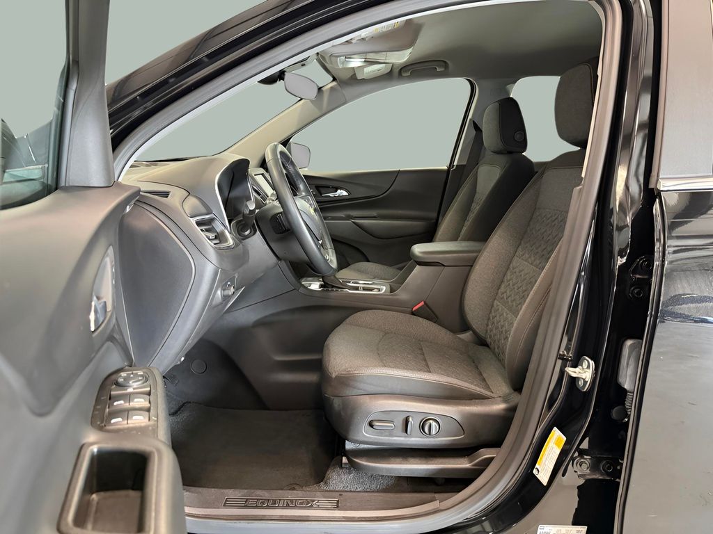 2024 Chevrolet Equinox LT - Photo 21