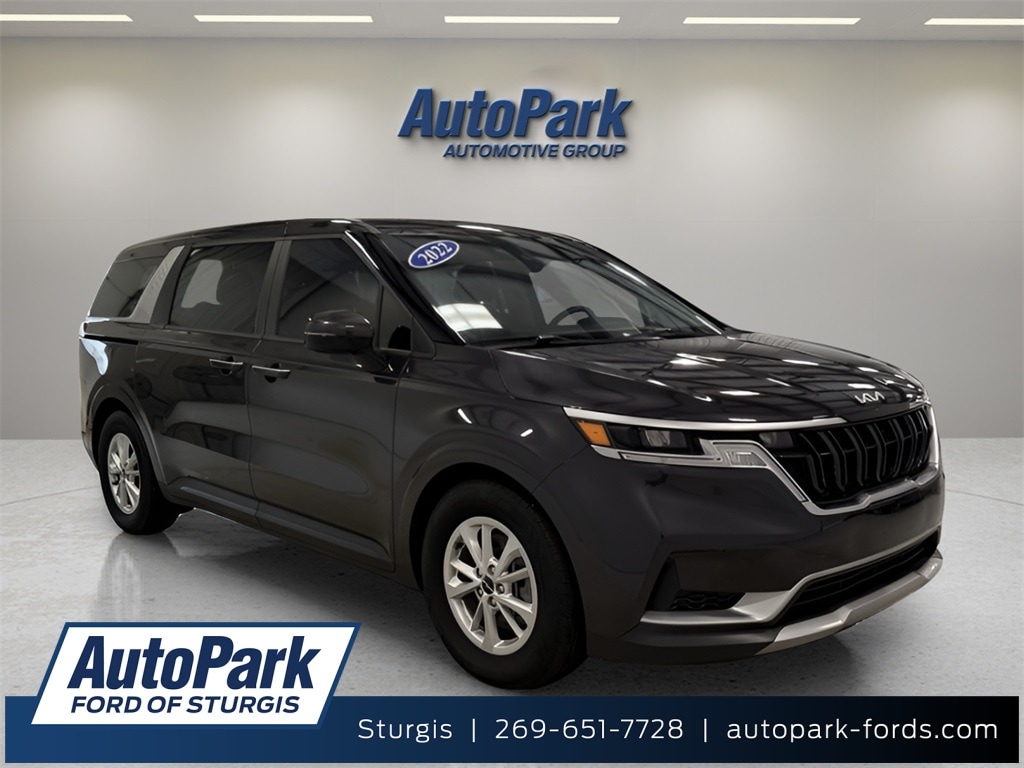 Used 2022 Kia Carnival LX Minivan/Van