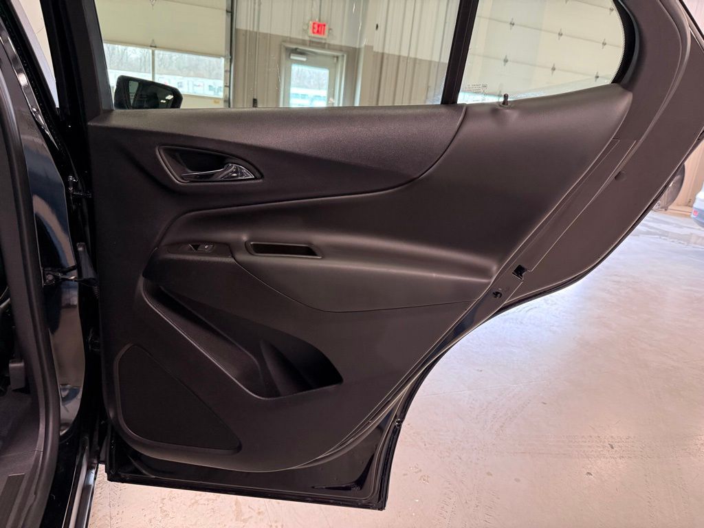2024 Chevrolet Equinox LT - Photo 16