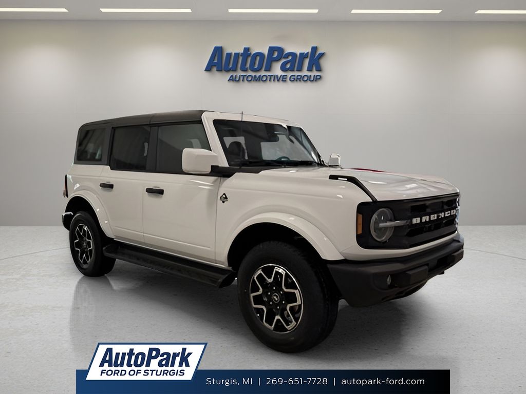 2026 Ford Bronco Outer Banks 4x4's photo