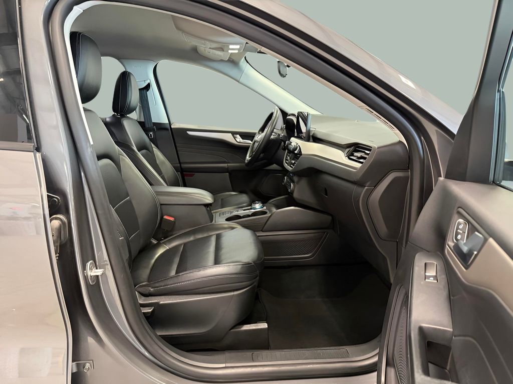 2022 Ford Escape SEL - Photo 10