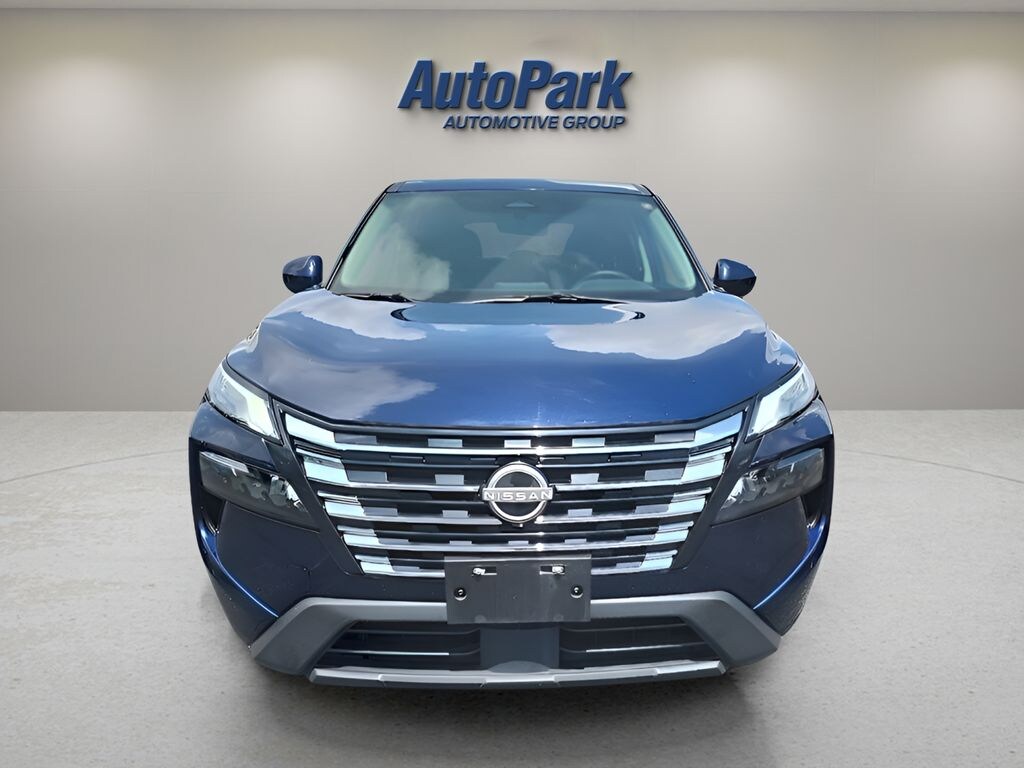 Certified 2025 Nissan Rogue SV SUV