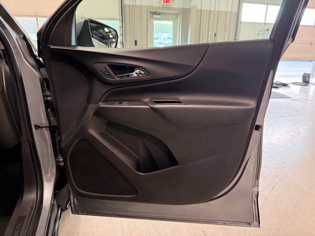 2024 Chevrolet Equinox LT - Photo 33