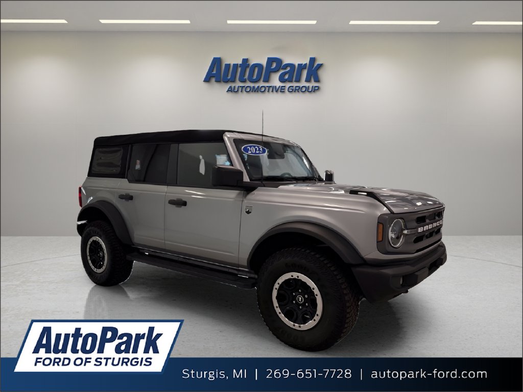 2023 Ford Bronco SUV 
