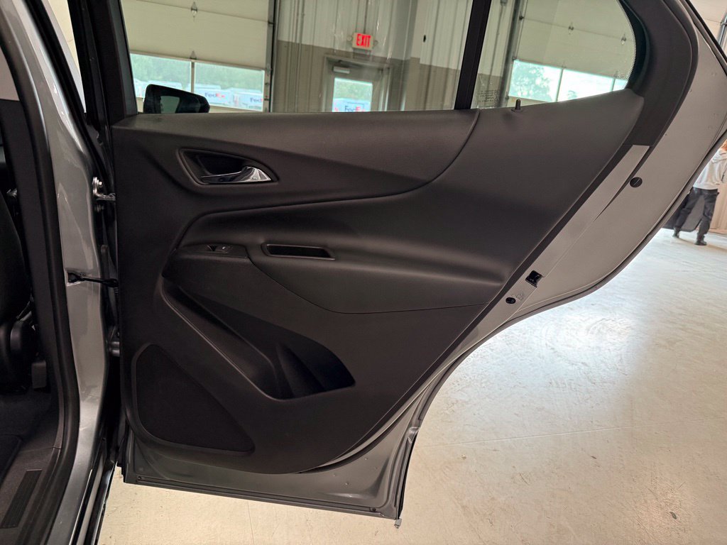 2024 Chevrolet Equinox LT - Photo 30
