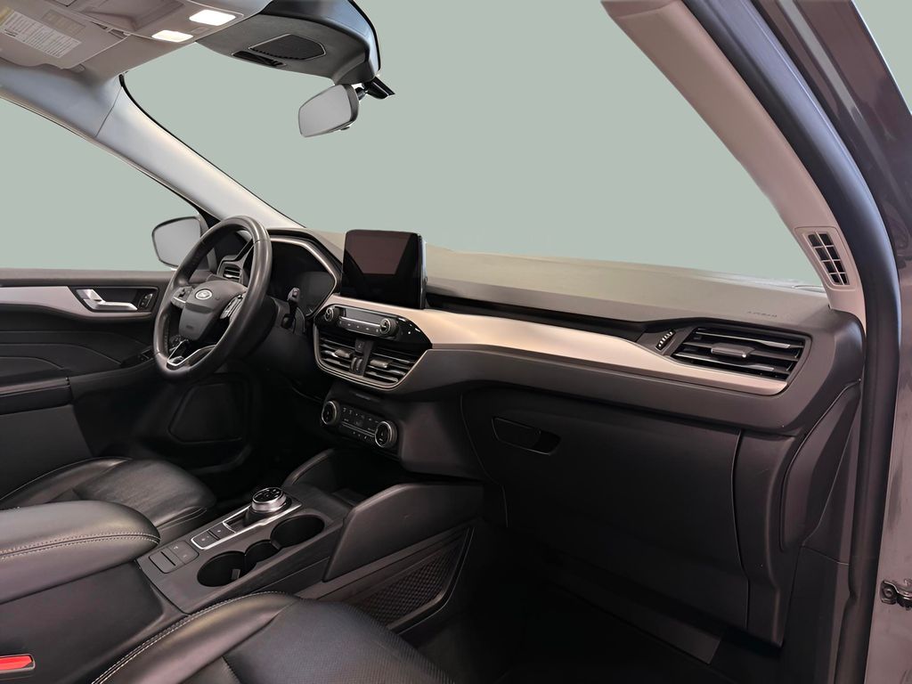 2022 Ford Escape SEL - Photo 9