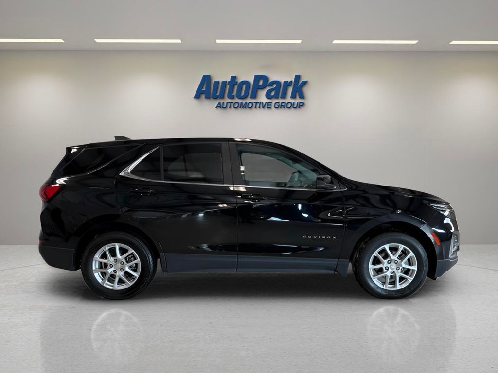 2024 Chevrolet Equinox LT - Photo 8