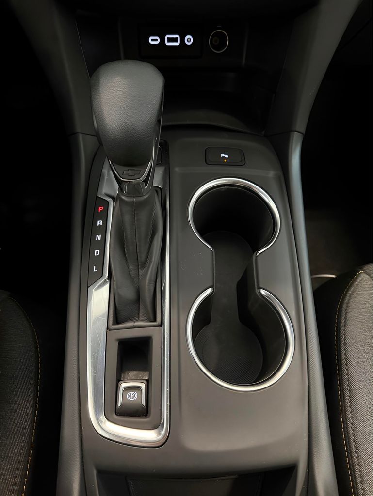 2024 Chevrolet Equinox LT - Photo 11