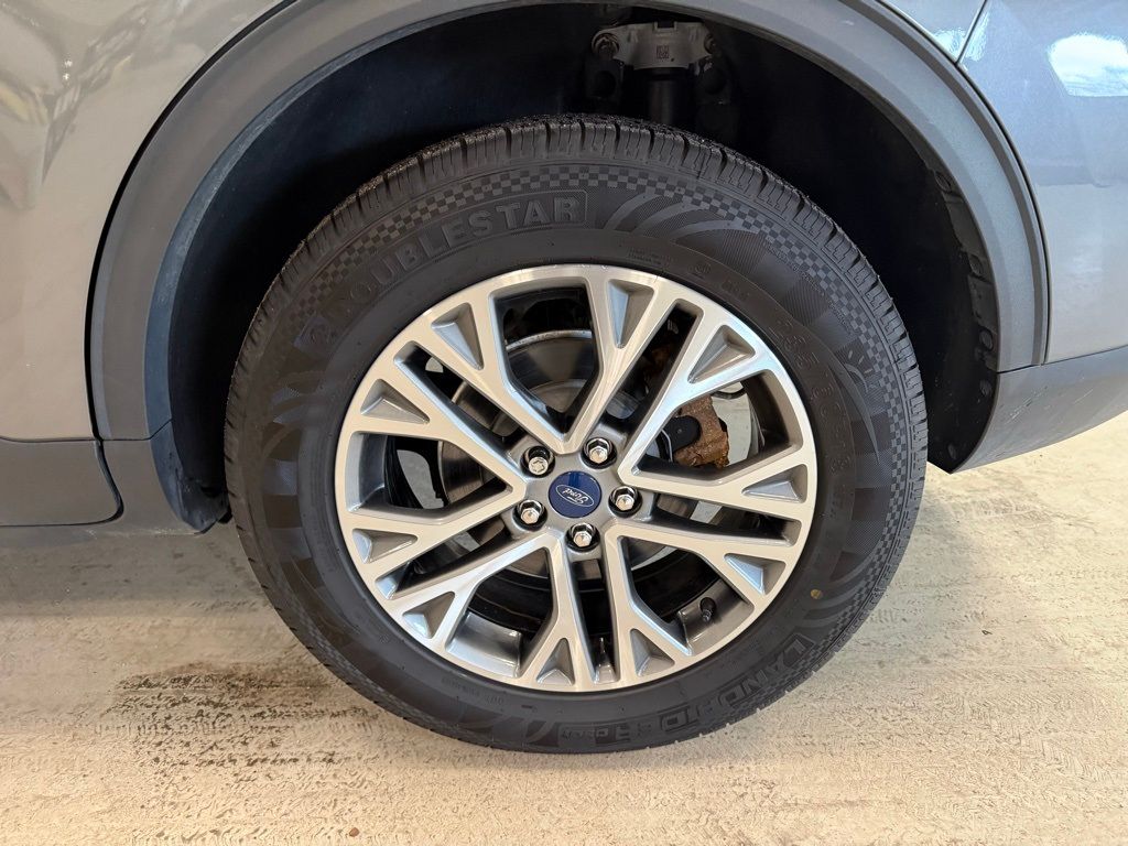 2022 Ford Escape SEL - Photo 9