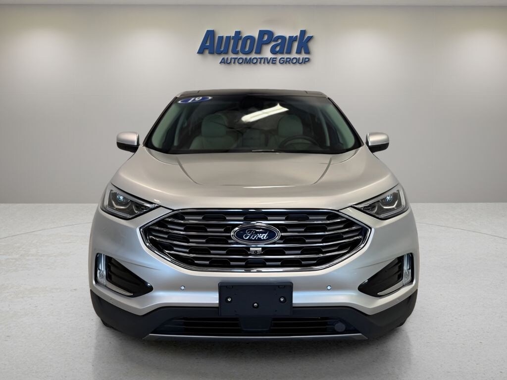 Certified 2019 Ford Edge Titanium SUV