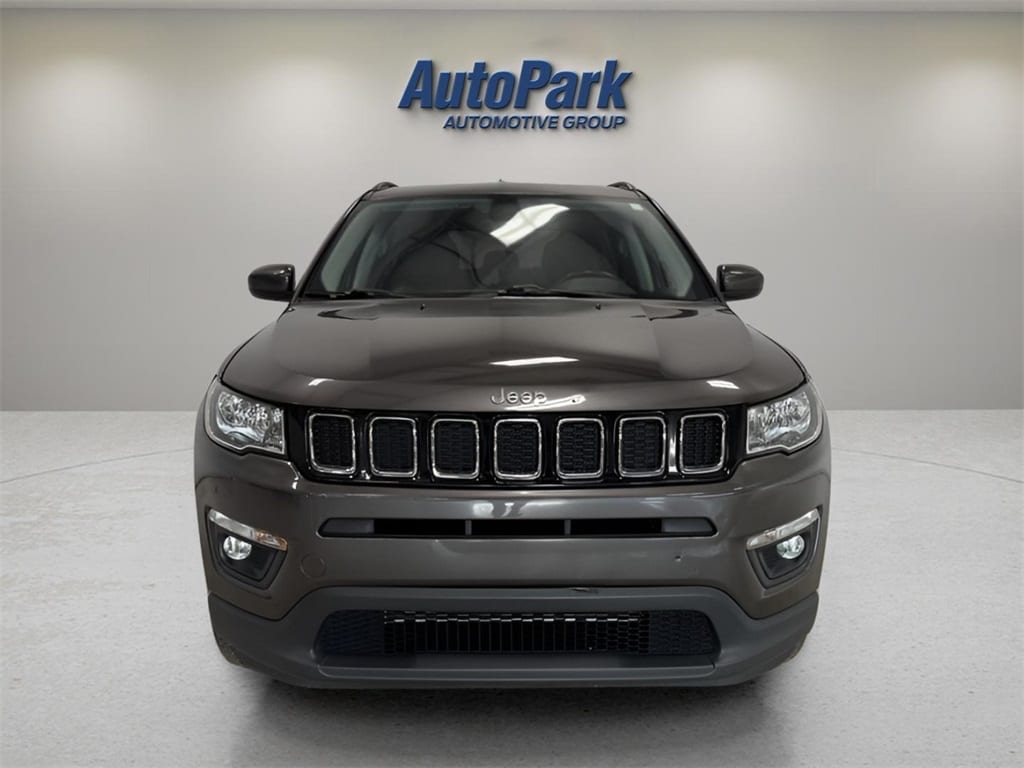 Used 2018 Jeep Compass Latitude with VIN 3C4NJDBB9JT258790 for sale in Sturgis, MI