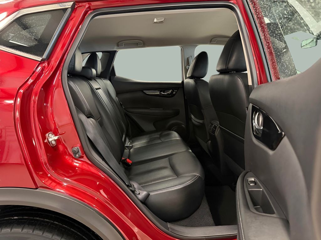 2022 Nissan Rogue Sport SL - Photo 17