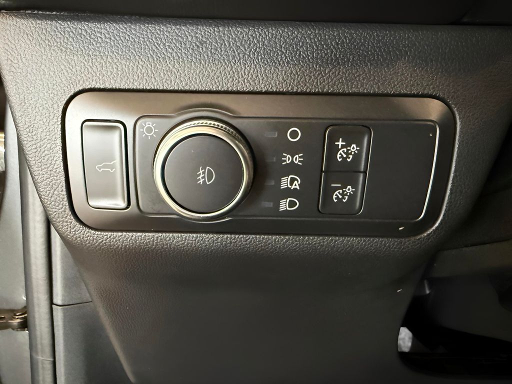 2022 Ford Escape SEL - Photo 18