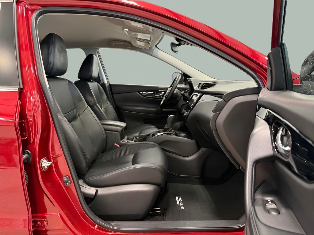 2022 Nissan Rogue Sport SL - Photo 16