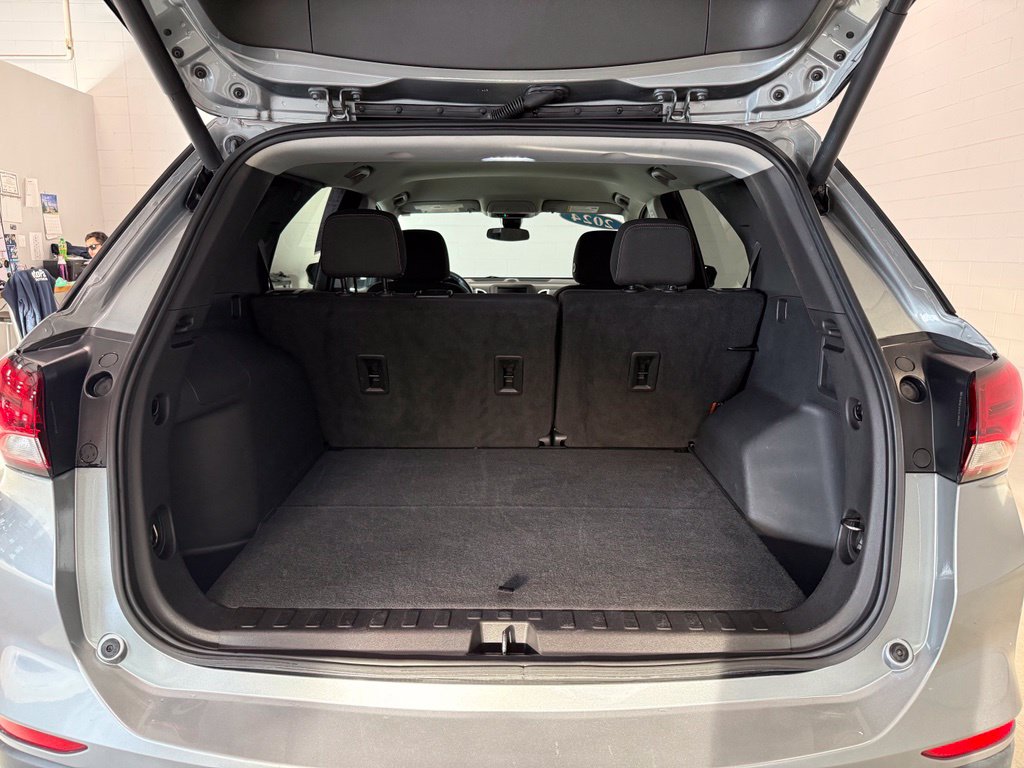2024 Chevrolet Equinox LT - Photo 13
