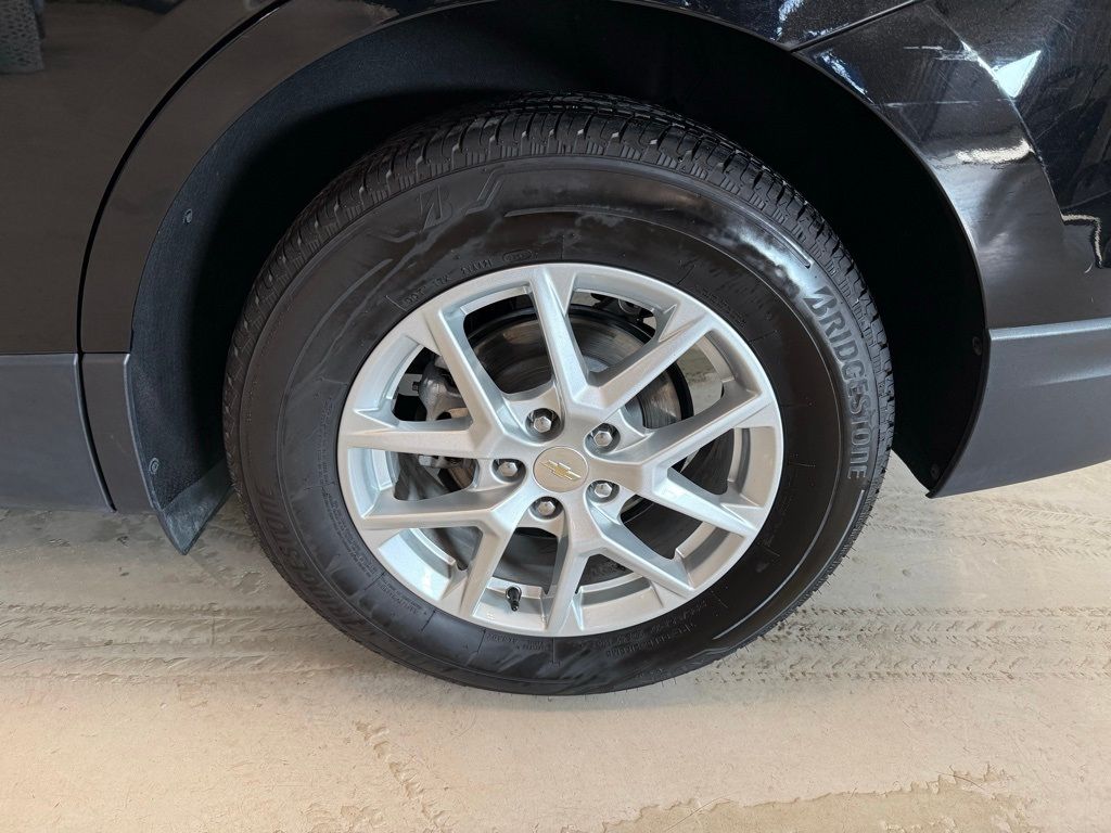 2024 Chevrolet Equinox LT - Photo 28