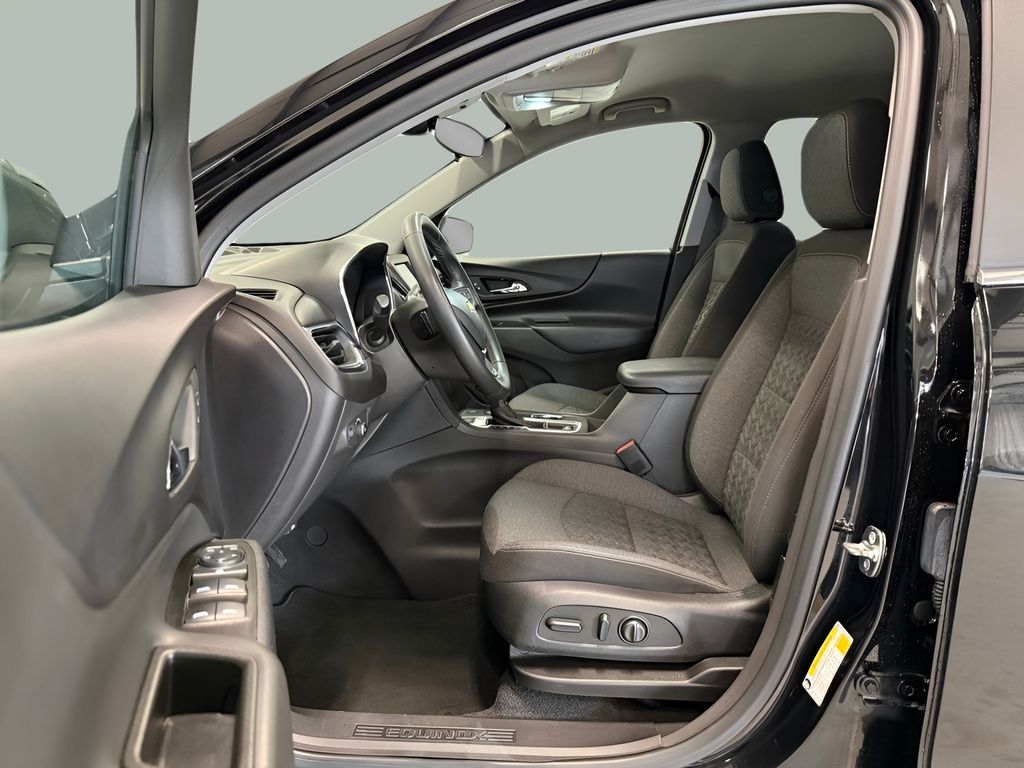 2024 Chevrolet Equinox LT - Photo 30