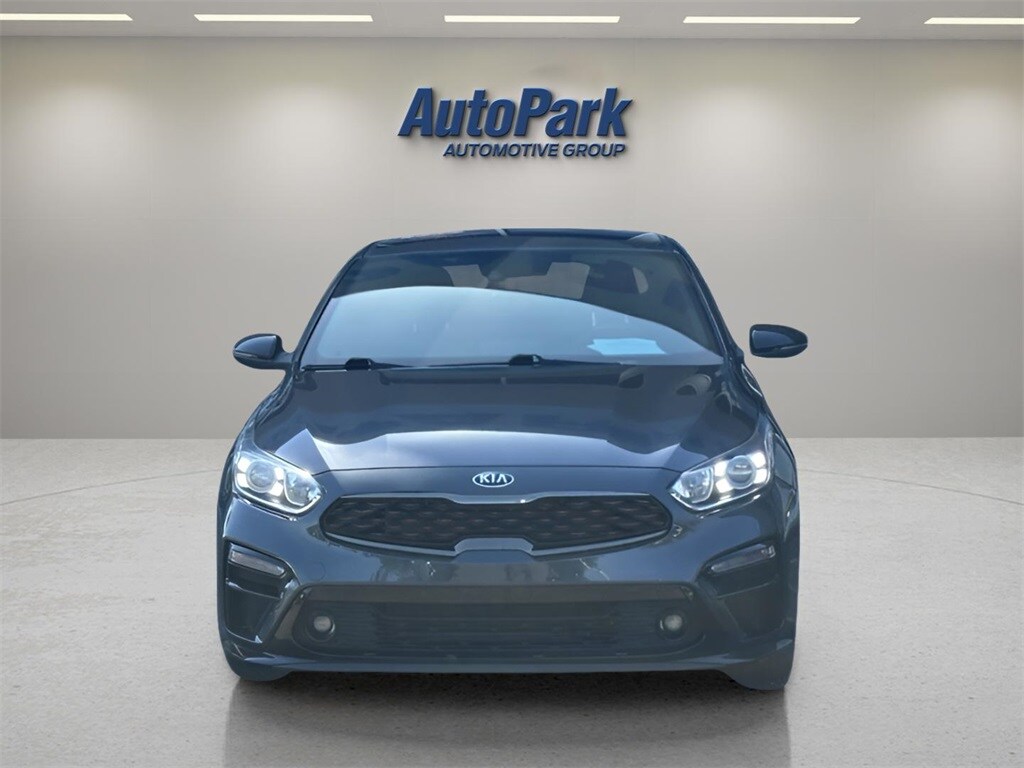 2021 Kia Forte GT-Line photo 2