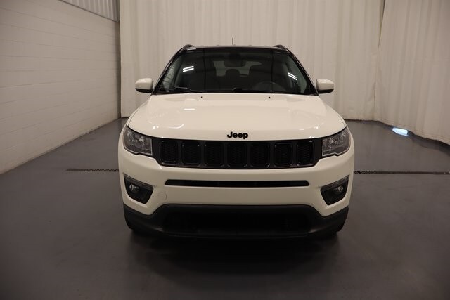 2020 Jeep Compass Altitude photo 2