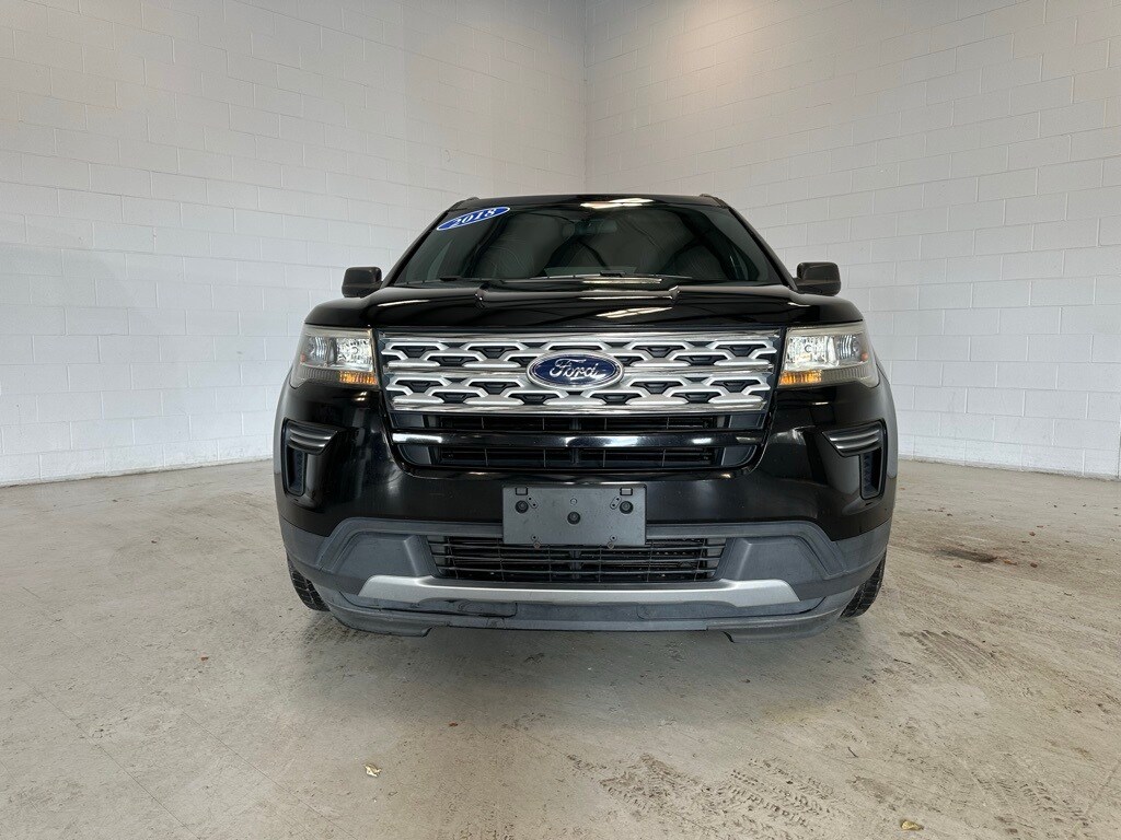 2018 Ford Explorer XLT photo 2